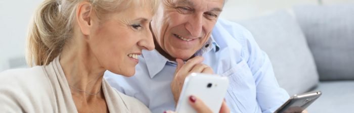 Smartphone for seniors 2025