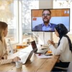 Smartphone conference calling